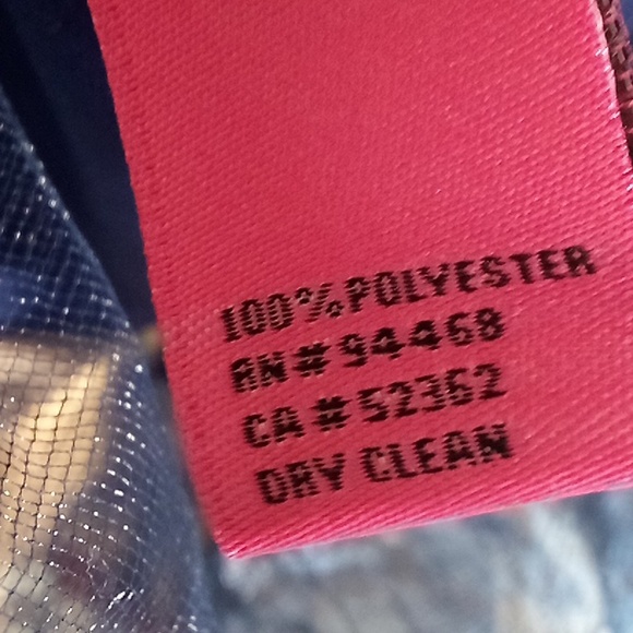 Betsey Johnson Lace Dress, size 4 - Picture 8 of 8